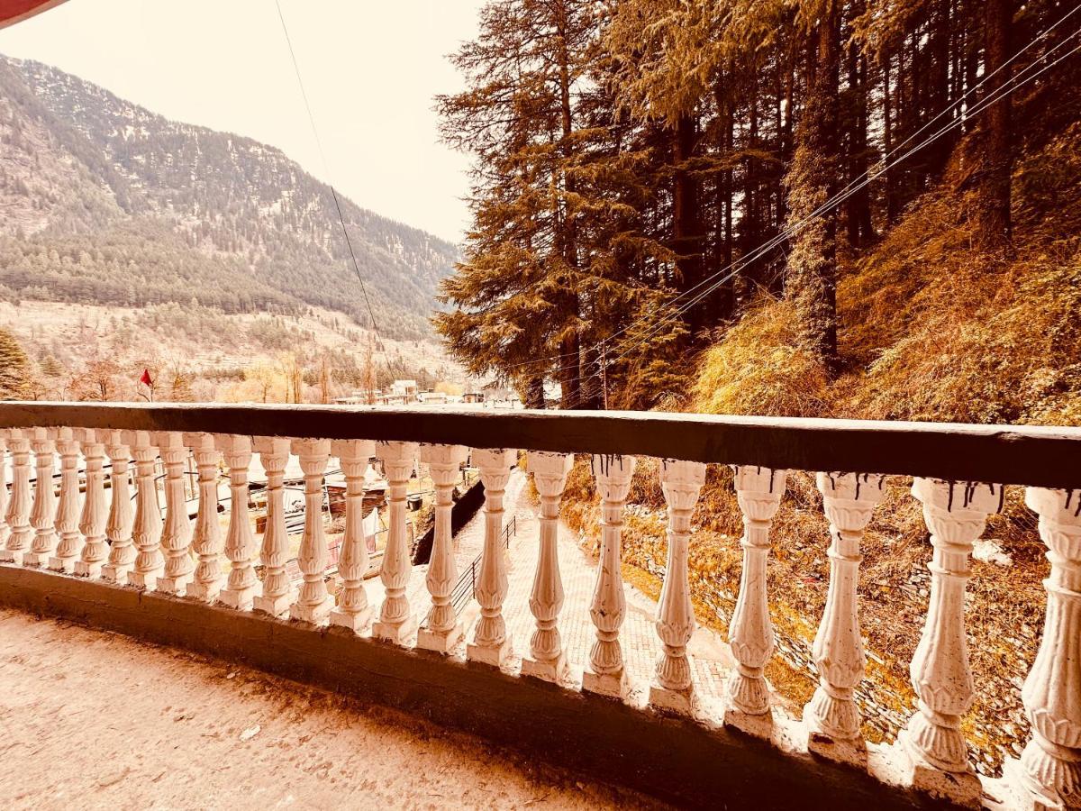 Hotel Daulat Manali Exterior foto